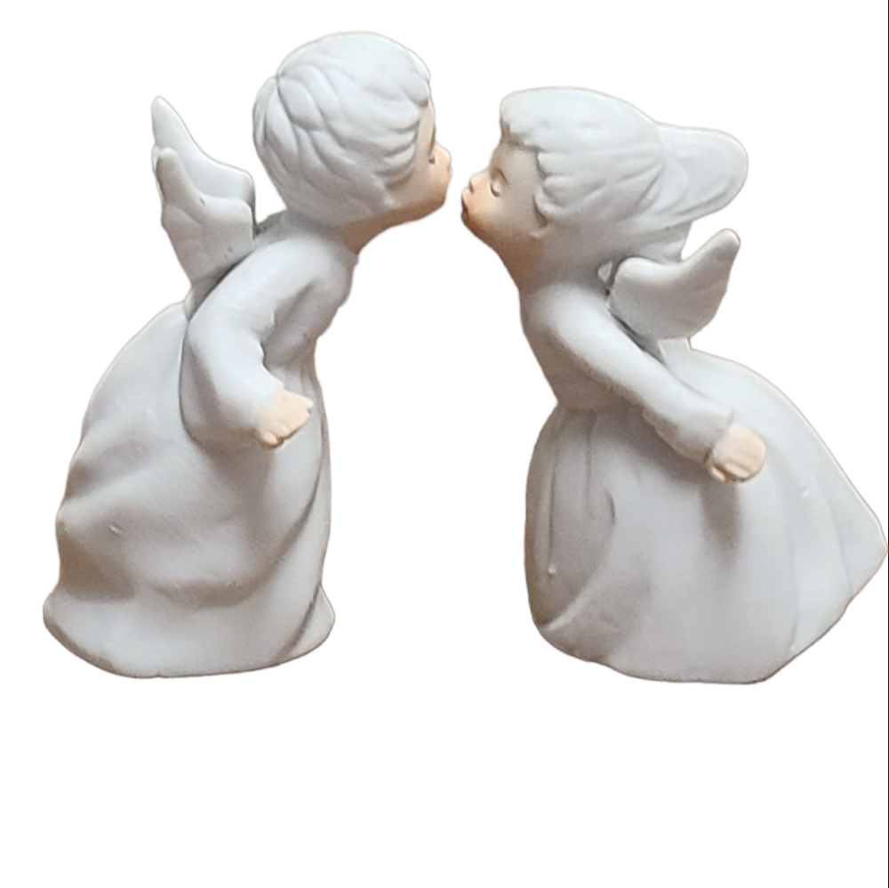 Vtg 50's Mid-Century MCM Kissing Angels Porcelain Figurine Japan